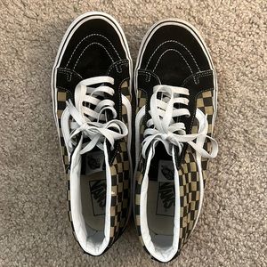 Checkered Mid Mens Vans size 10.5